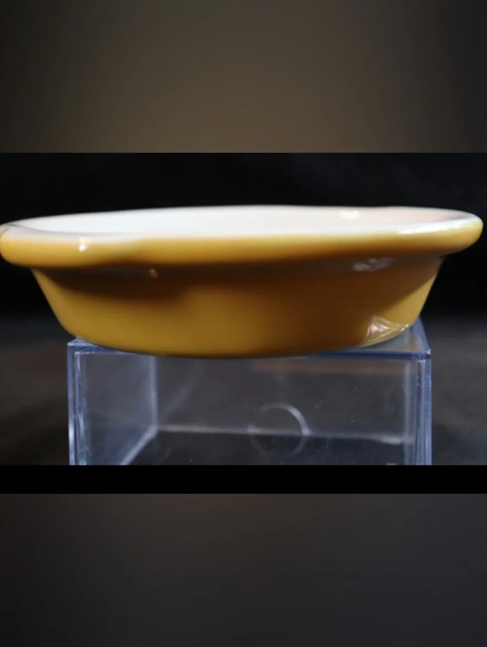 Vintage Cheesware Mini Round Yellow Baking Dish Yellow 5 ¾“ Wide